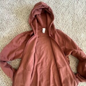 ALO YOGA - everyday zip up hoodie